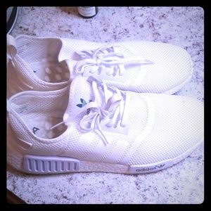 Triple white Adidas nmd